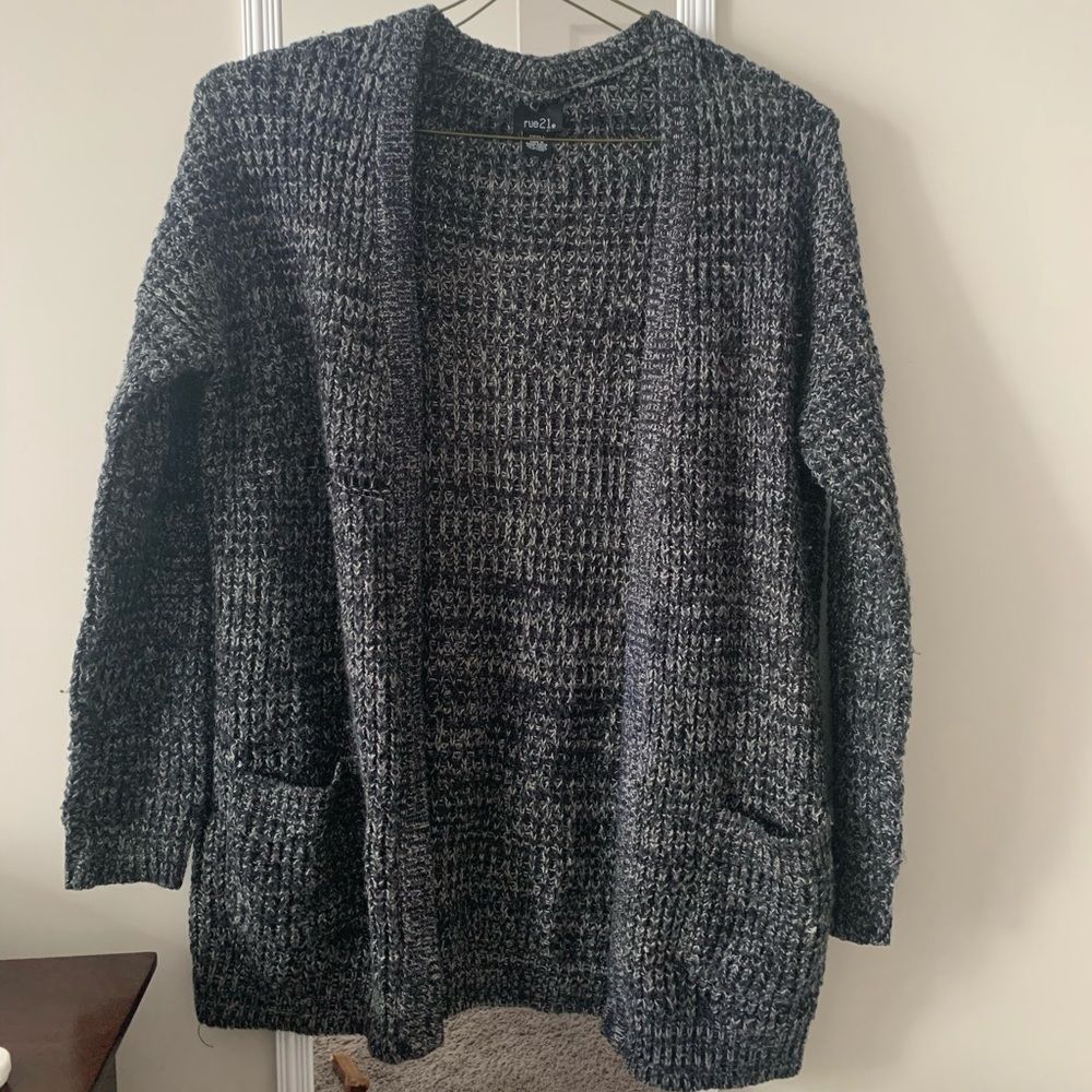 Cardigan sweater